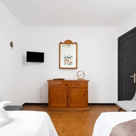 Home2book Sunny Pool & Terrace, Americas