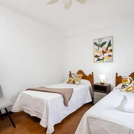 Home2book Sunny Pool & Terrace, Americas 아파트 플라야데라스아메리카스